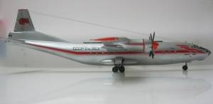 Ан-12, борт СССР-04363, Аэрофлот - автор модели В.Троицкий
