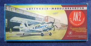 Lufhansa Modelbaukasten AN-2 Rundflugmachine