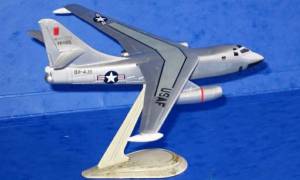 Douglas B-66 “Destroyer” - автор Михаил (участник форма “Украиньска Модельна Хата”)