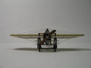 Bleriot XI “Traverser la Manche” - автор модели А.Гурский (Karopka.ru)