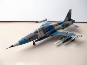 Northrop F-5A “Tiger II” - автор модели Рубен (Каропка.ру)
