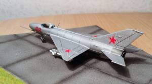 "MIG-21", борт 66, ВВС СССР - автор модели С.Васюткин, использована декаль от модели "MiG-21 Fishbed" фирмы "Tamiya"