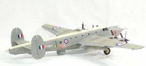 “Avro Shackleton MR.3 Long Range Maritime Reconnaissance Bomber”. FROG. Deluxe Series. F.172