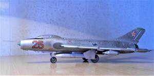 Су-7БКЛ, бортовой номер 25, ВВС СССР - автор модели С.Васюткин
