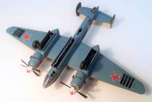 Ту-2. ВВС СССР. 1940-е гг. - автор модели С.Васюткин